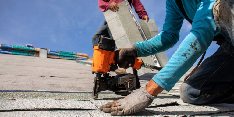 The Ultimate Guide to Selecting a Roofing Contractor